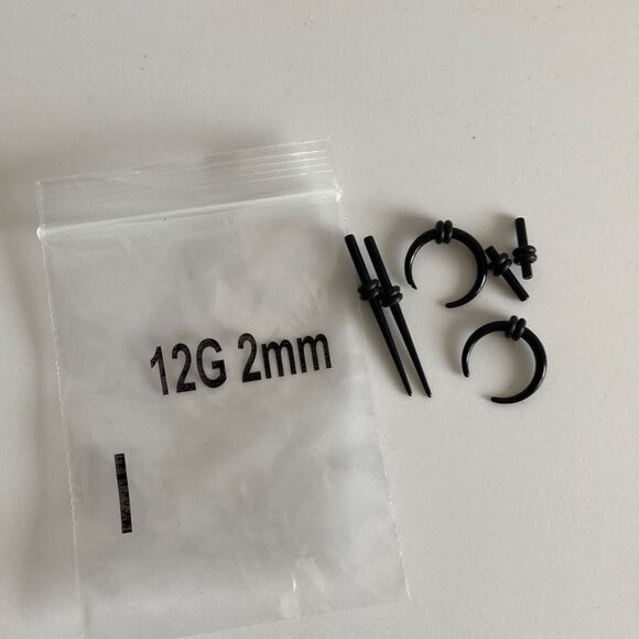 No Brand Jewelry - piercing gage 